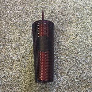 Grid Pane Starbucks Tumbler maroon, NWT. Never used.
